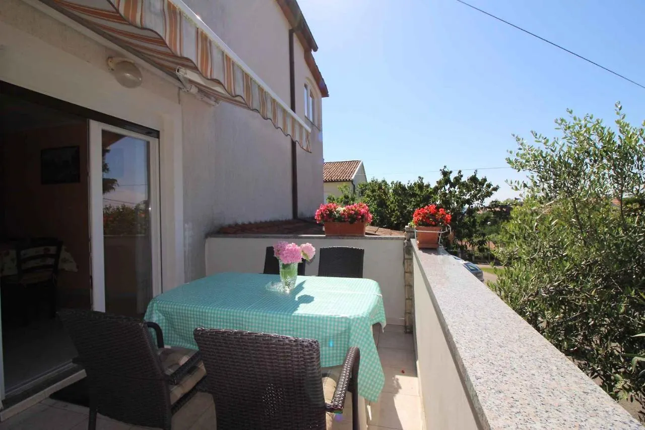 Apartment In Porec/Istrien 37126  Porec