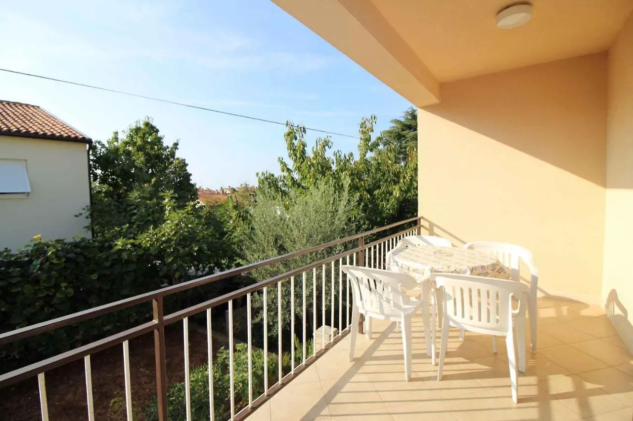 Apartment In Porec/Istrien 37126